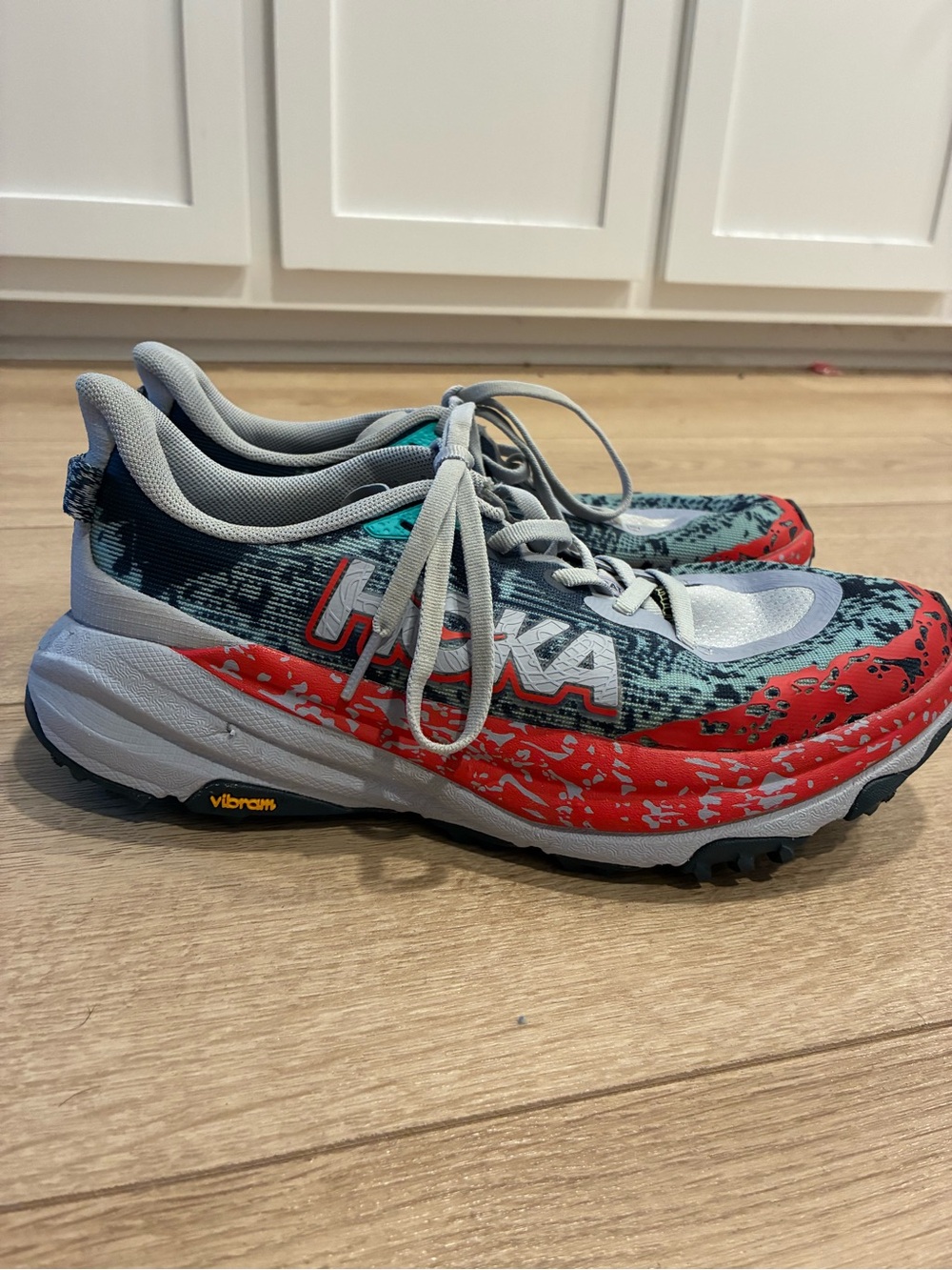 Hoka Women’s Speedgoat 6 Gull Stormy Skies Trail Running Shoe Size 8